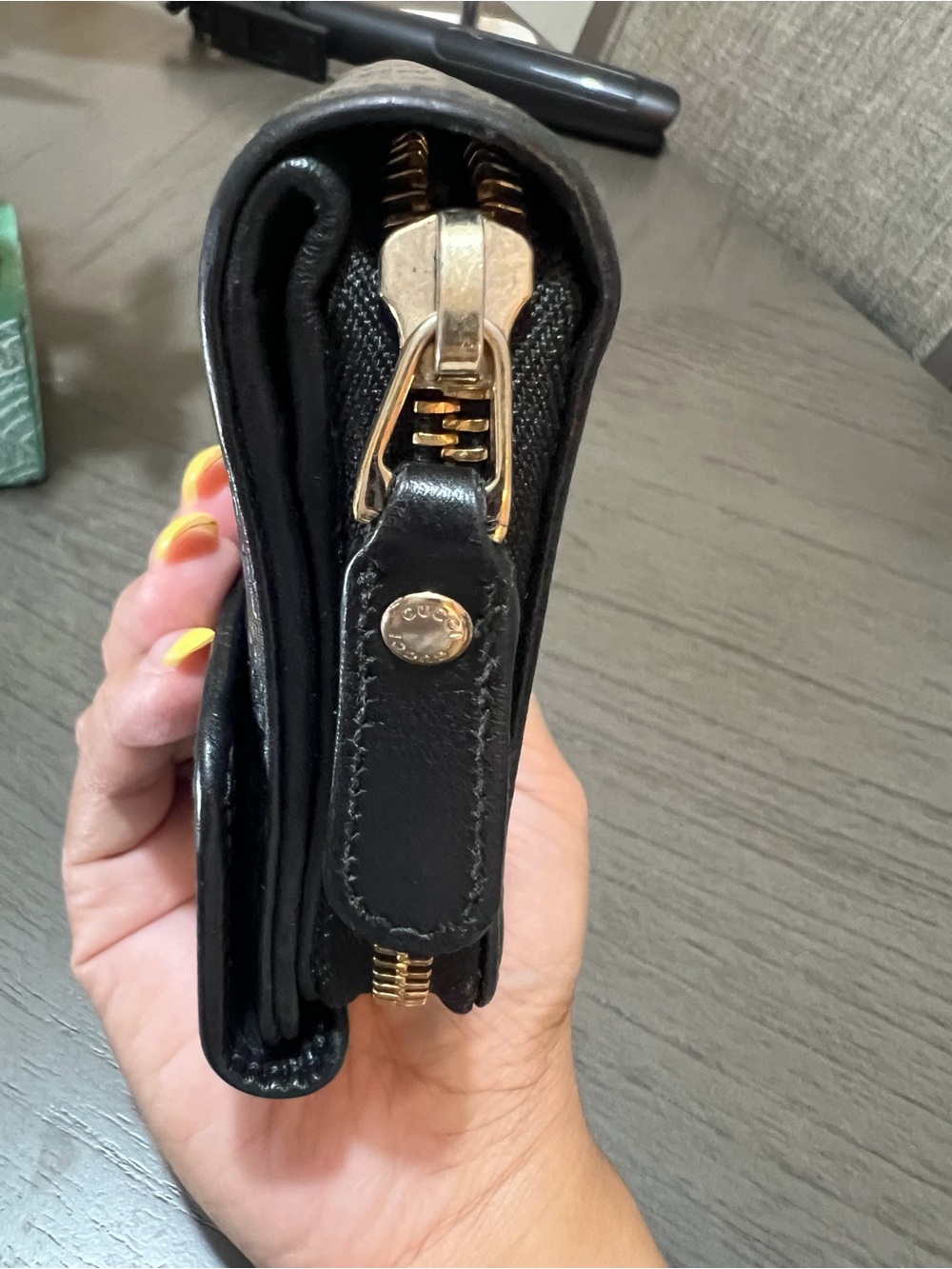 Gucci Black Leather Microguccissima Flap Continental Wallet- With Authentication - Picture 13 of 16